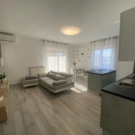 La Valle Al Mare Apartment *